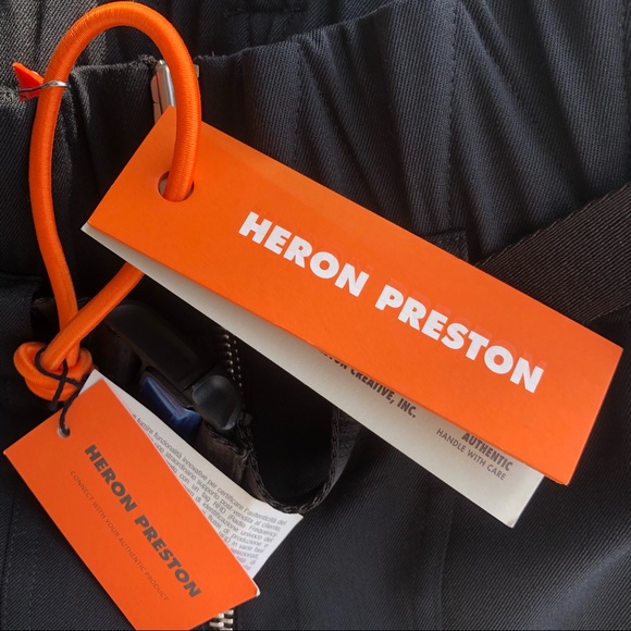 Heron Preston Tailored Knee-Length shorts - Picture 8 of 8